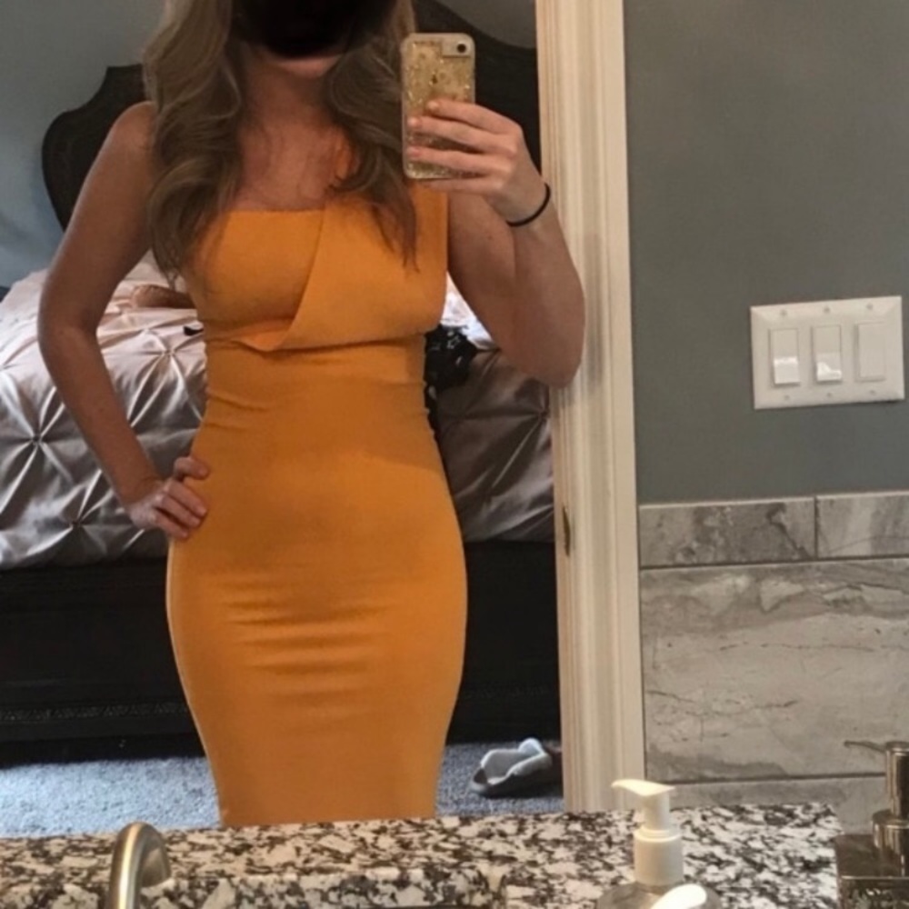 One shoulder yellow midi dress